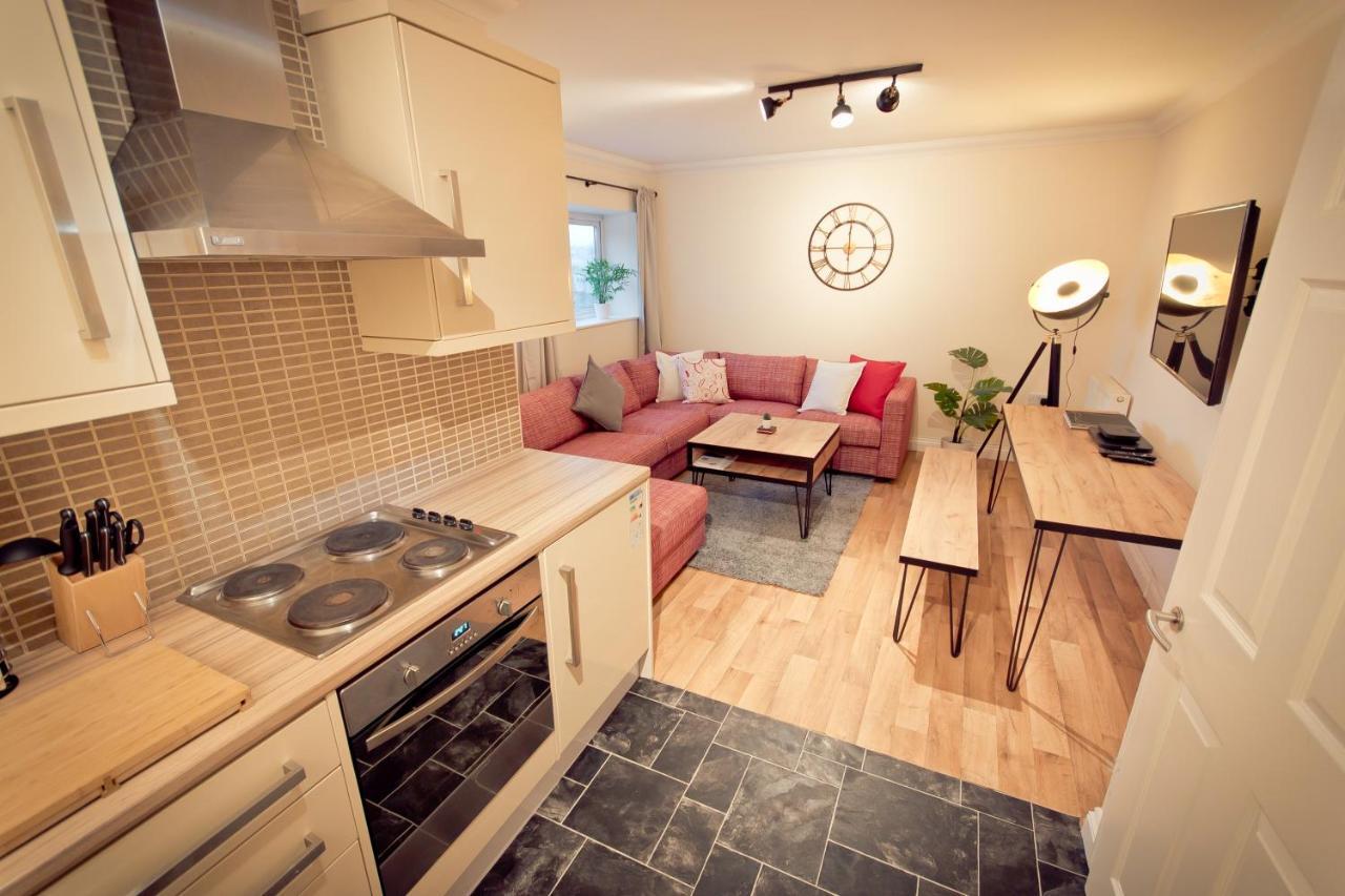 Top View 2 Bedroom Apartments Plymouth Eksteriør bilde
