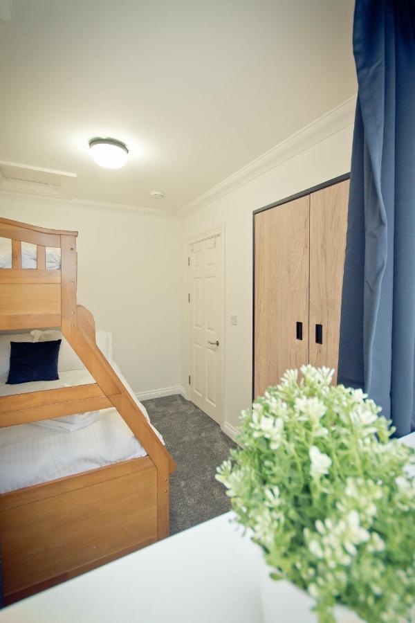 Top View 2 Bedroom Apartments Plymouth Eksteriør bilde